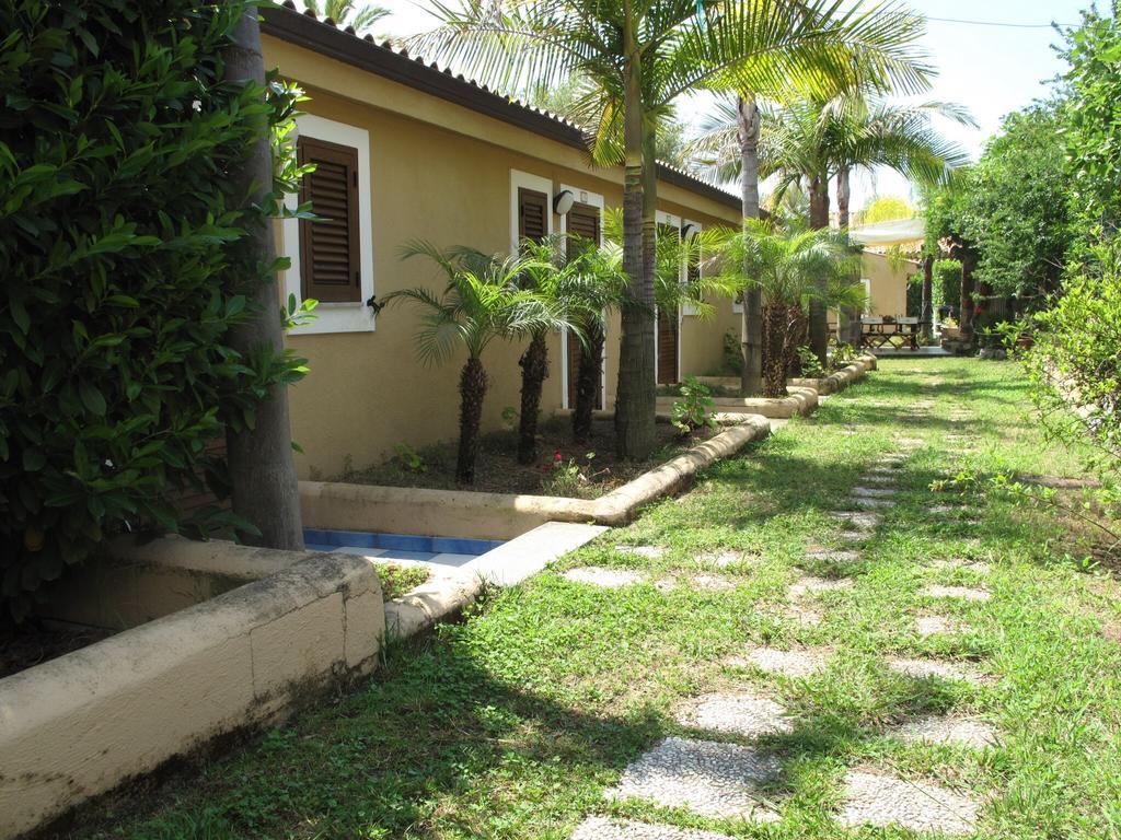 Villaggio Garden Park Marina di Camerota Rum bild