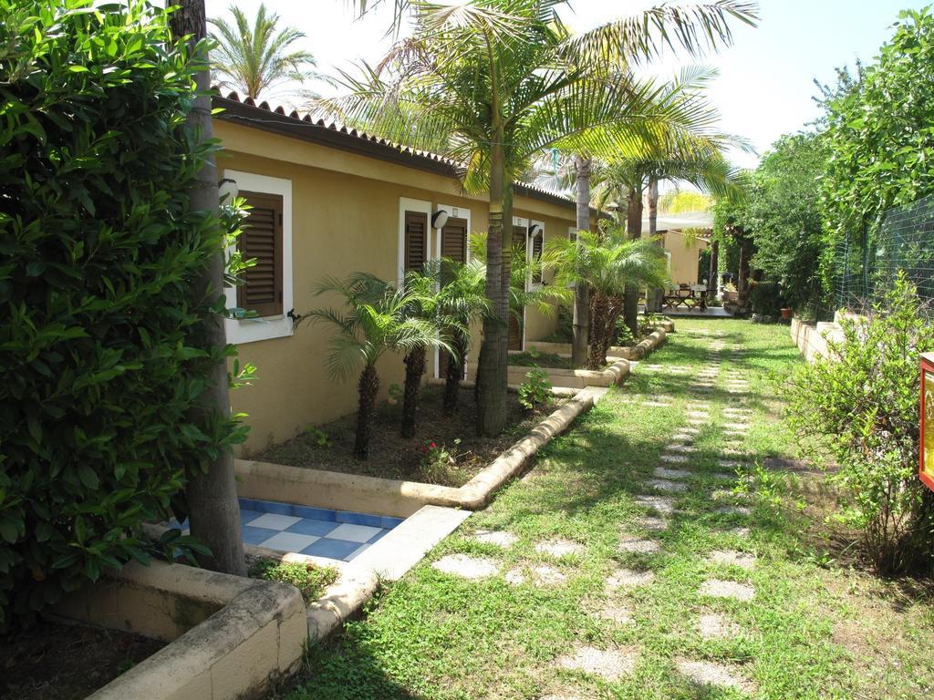 Villaggio Garden Park Marina di Camerota Rum bild